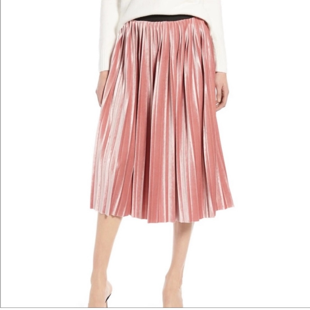 Halogen pink pleated velvet skirt